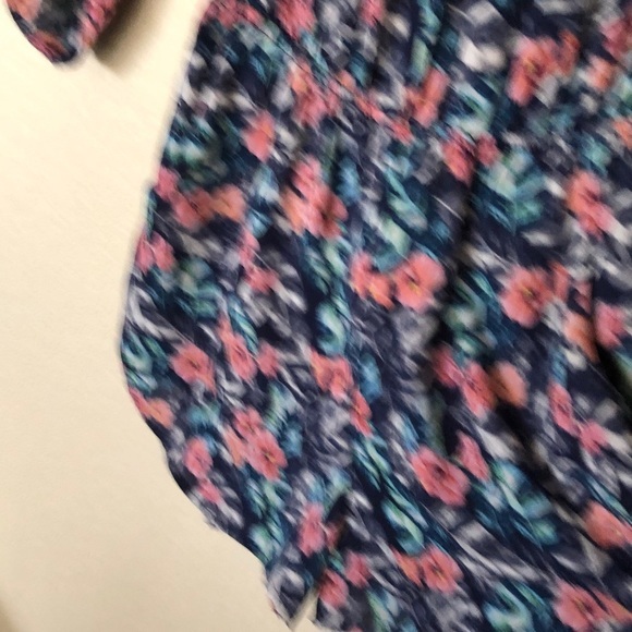 Design Lab blue floral off the shoulder 3/4 sleeve‎ romper size Small - Picture 3 of 8